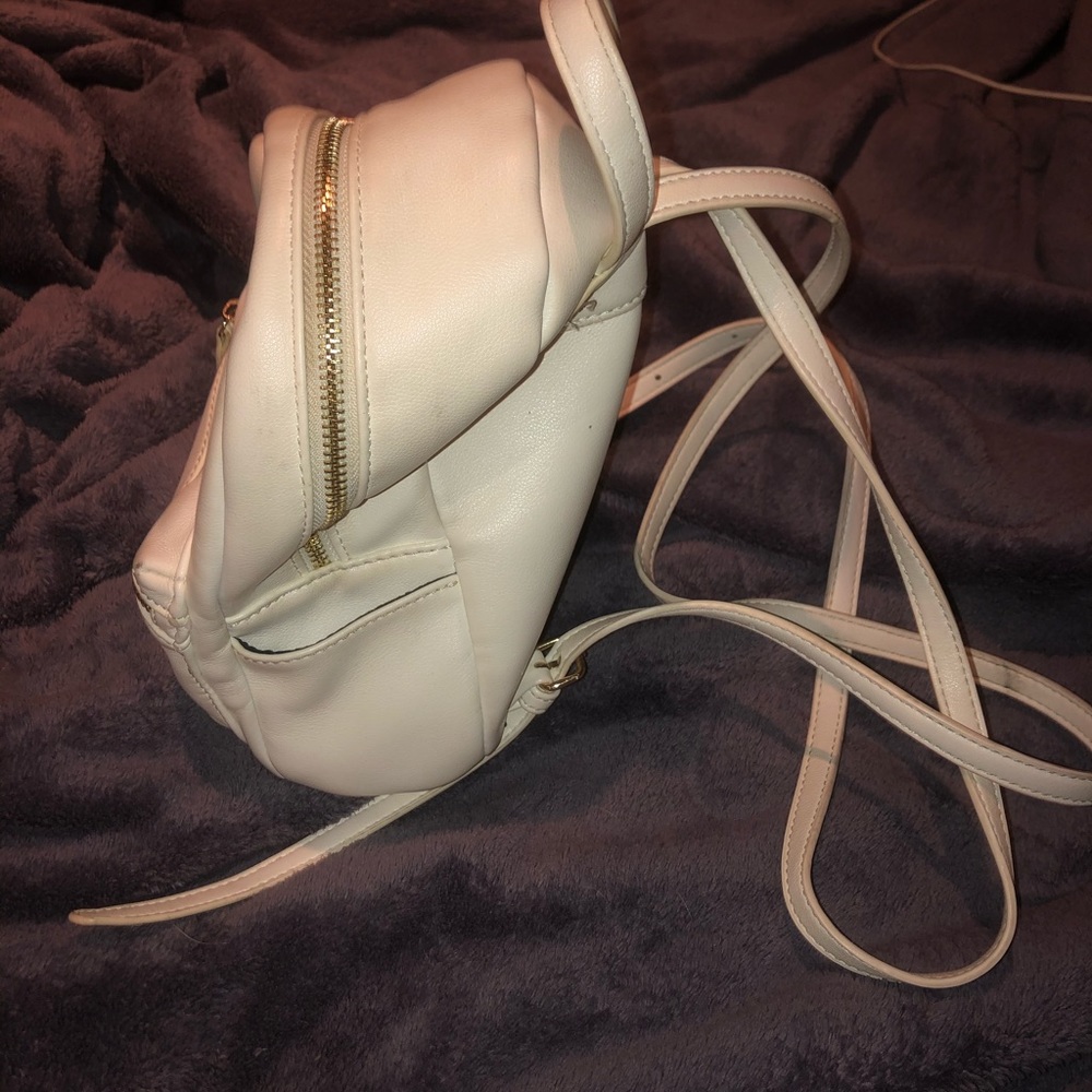 Mini White Back Pack! - image 3